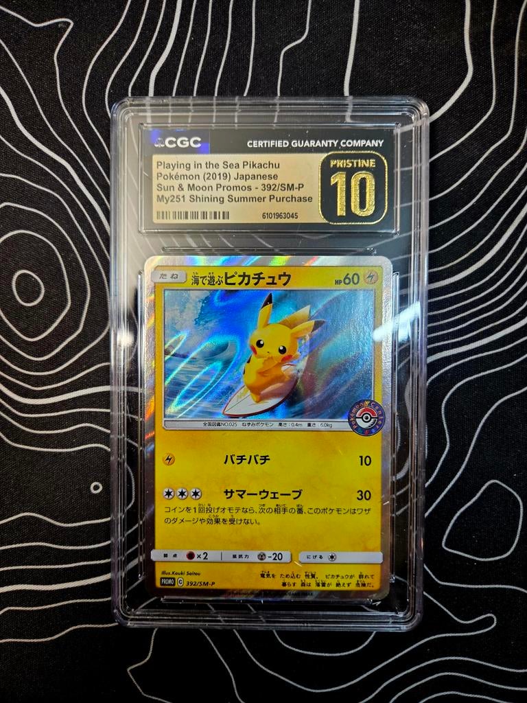 Pikachu in the sea Playing CGC 10 Pristine, Ophalen of Verzenden