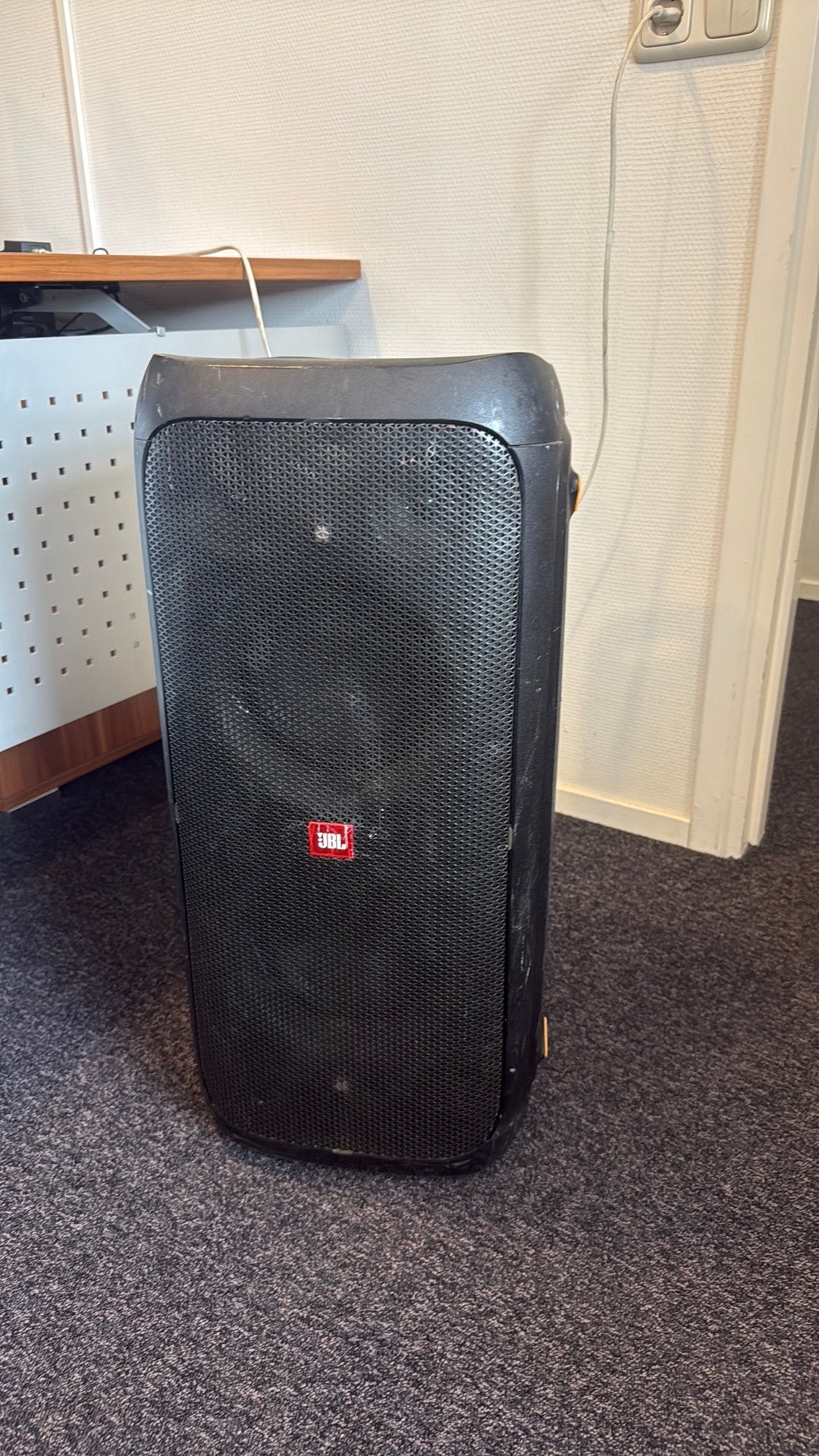 JBL 310 Partybox defect, Audio, Tv en Foto, Luidsprekers, 150 watt of meer, JBL, Party speaker, Ophalen of Verzenden