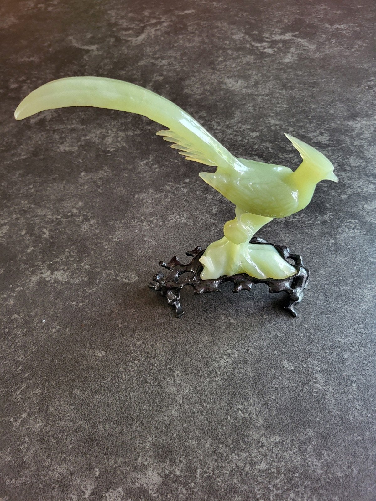 Groen jade vogelbeeldje op standaard, Ophalen, Minder dan 20 cm, Steen of Keramiek, Beeld