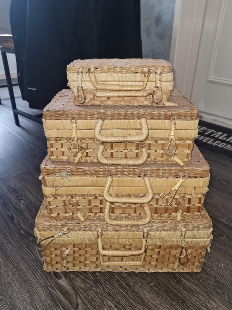 Set van 4 rieten koffers - Vintage decoratie, Huis en Inrichting, Ophalen, Overige materialen, Minder dan 50 cm, Gebruikt