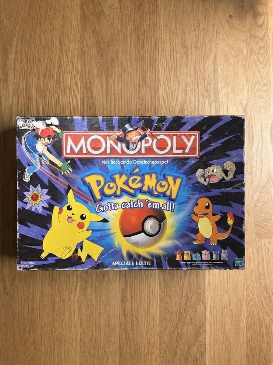 Pokémon Monopoly – Collector's Edition – Hasbro - 2000 , Vijf spelers of meer, Ophalen of Verzenden, Gebruikt
