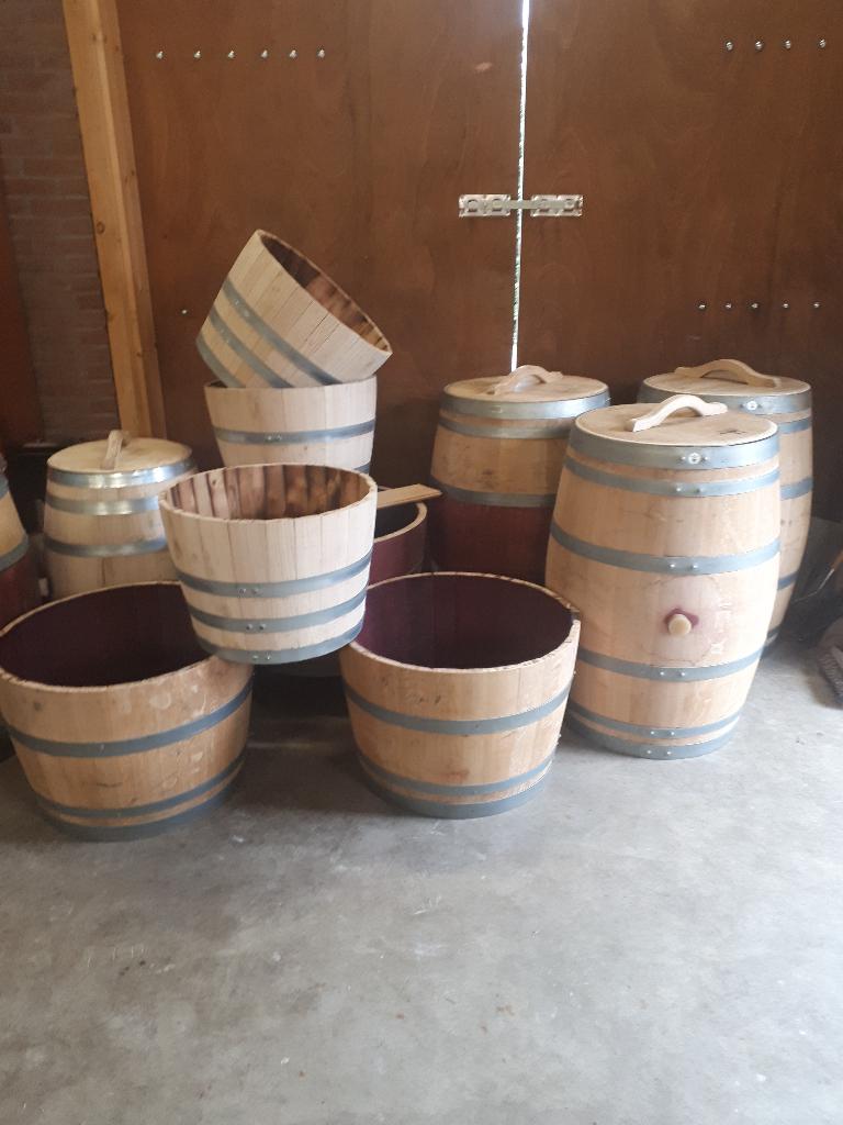 Te koop mooie regentonnen, Tuin en Terras, Regentonnen, 150 liter of meer, Ophalen, Zo goed als nieuw, Hout
