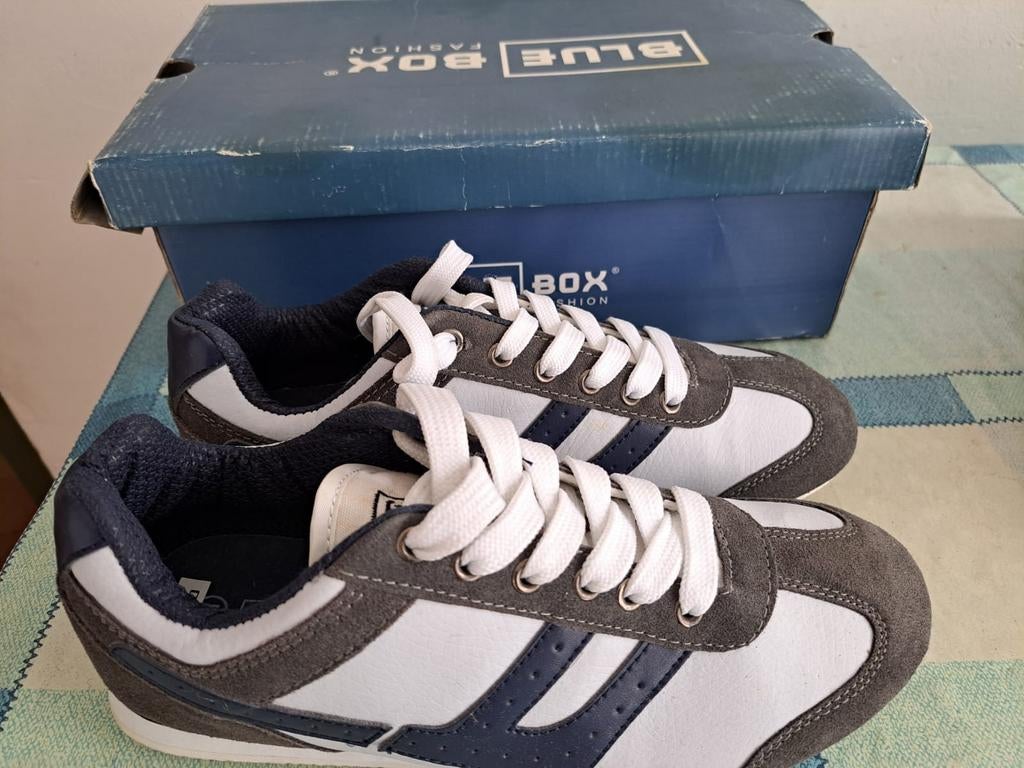 Nieuwe Blue box fashion schoenen!, Ophalen of Verzenden, Nieuw, Blauw