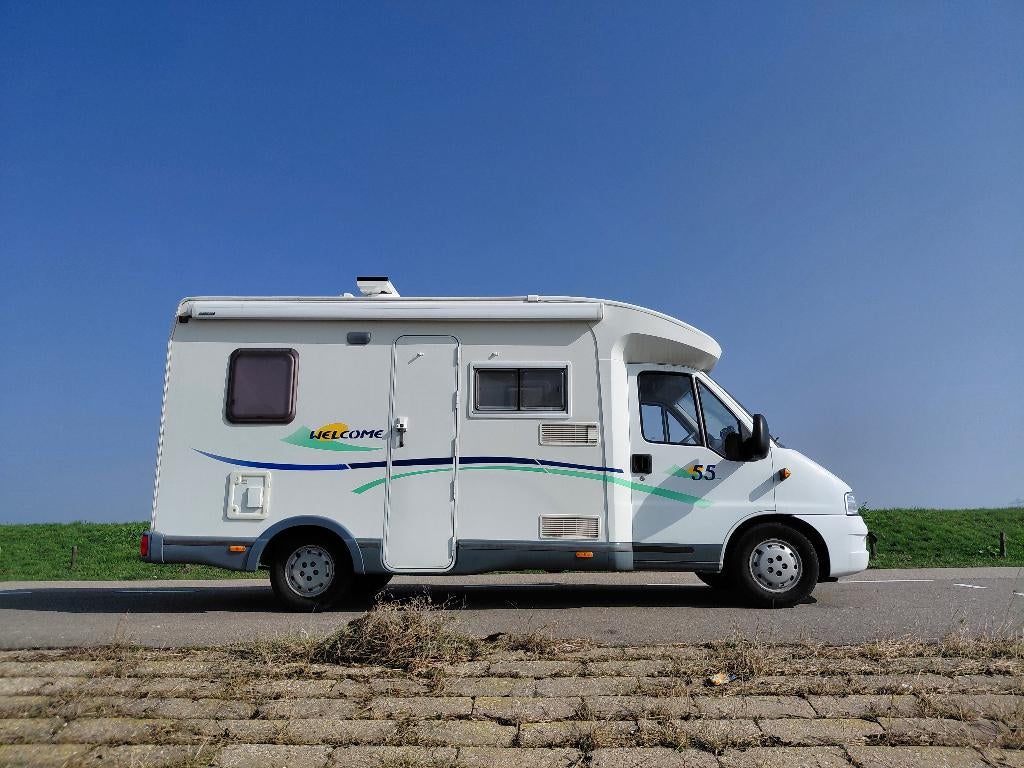 Chausson Welcome 55 (2003) – Nette camper (2.8 JTD motor), Ringverwarming, Reservewiel, Koelkast, 7 tot 12 maanden geleden