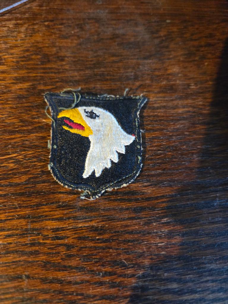 Ww2 us 101st airborne patch, Verzamelen, Militaria | Tweede Wereldoorlog, Ophalen of Verzenden, Amerika, Embleem of Badge