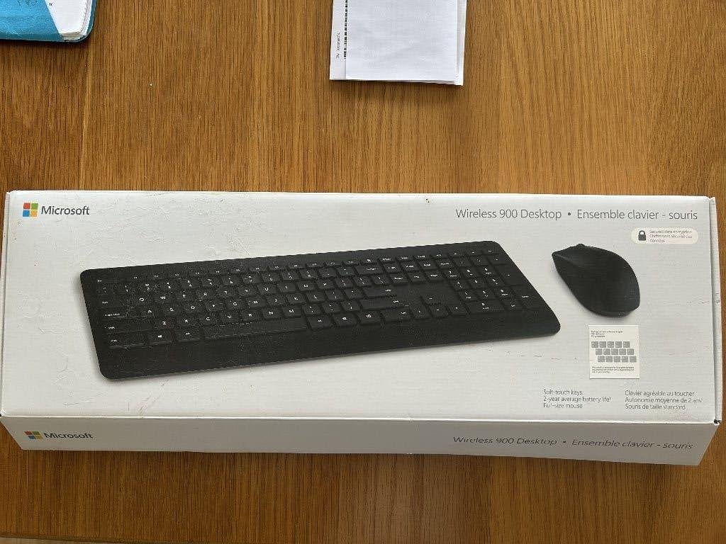 Wireless keyboard and mouse, Ophalen of Verzenden, Gebruikt, Bedraad, Microsoft