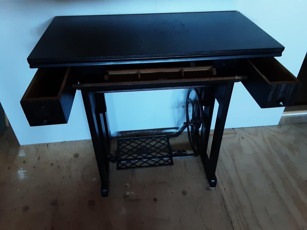 Gepimpt naaimachine meubel. PFAFF.  Gratis ophalen., Ophalen