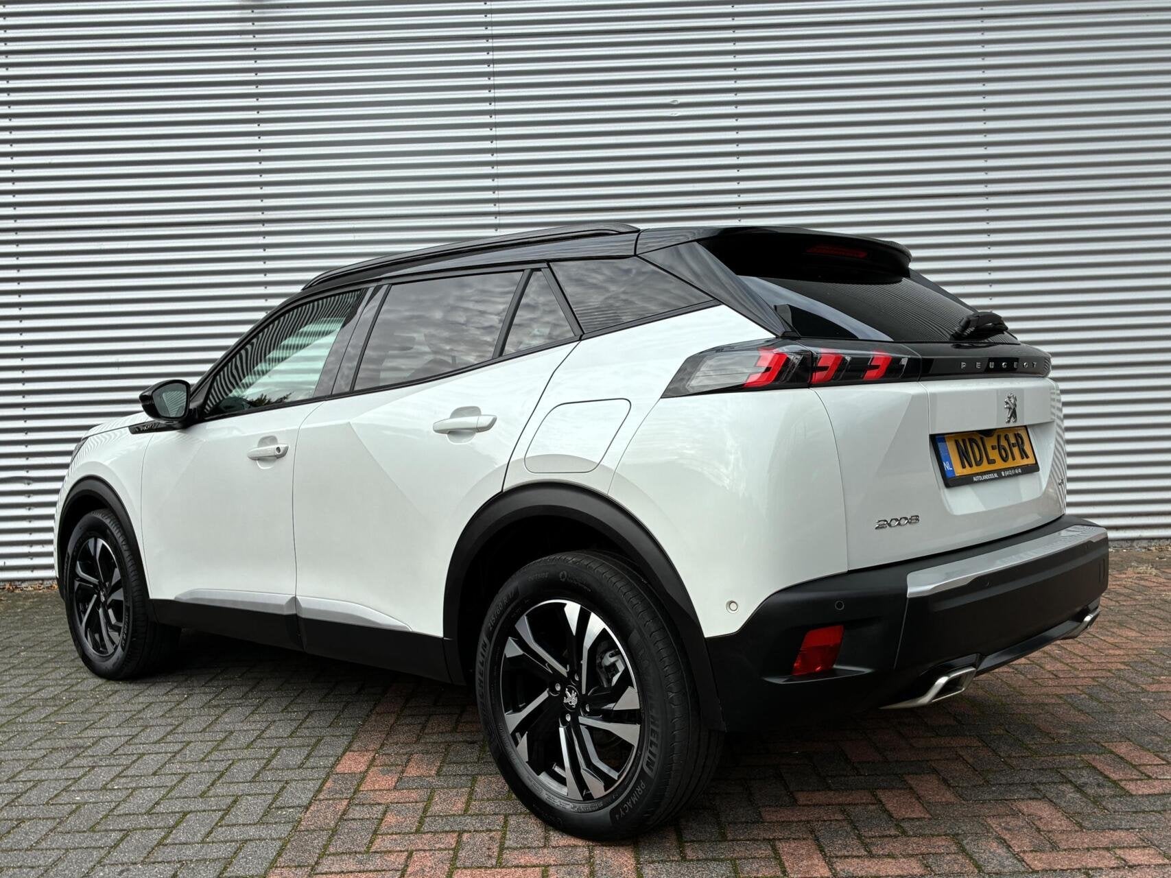 Peugeot 2008 1.2 PureTech GT Autom Carplay Led Camera Leer 2, Auto's, Gebruikt, Leder en Stof, Wit, Origineel Nederlands