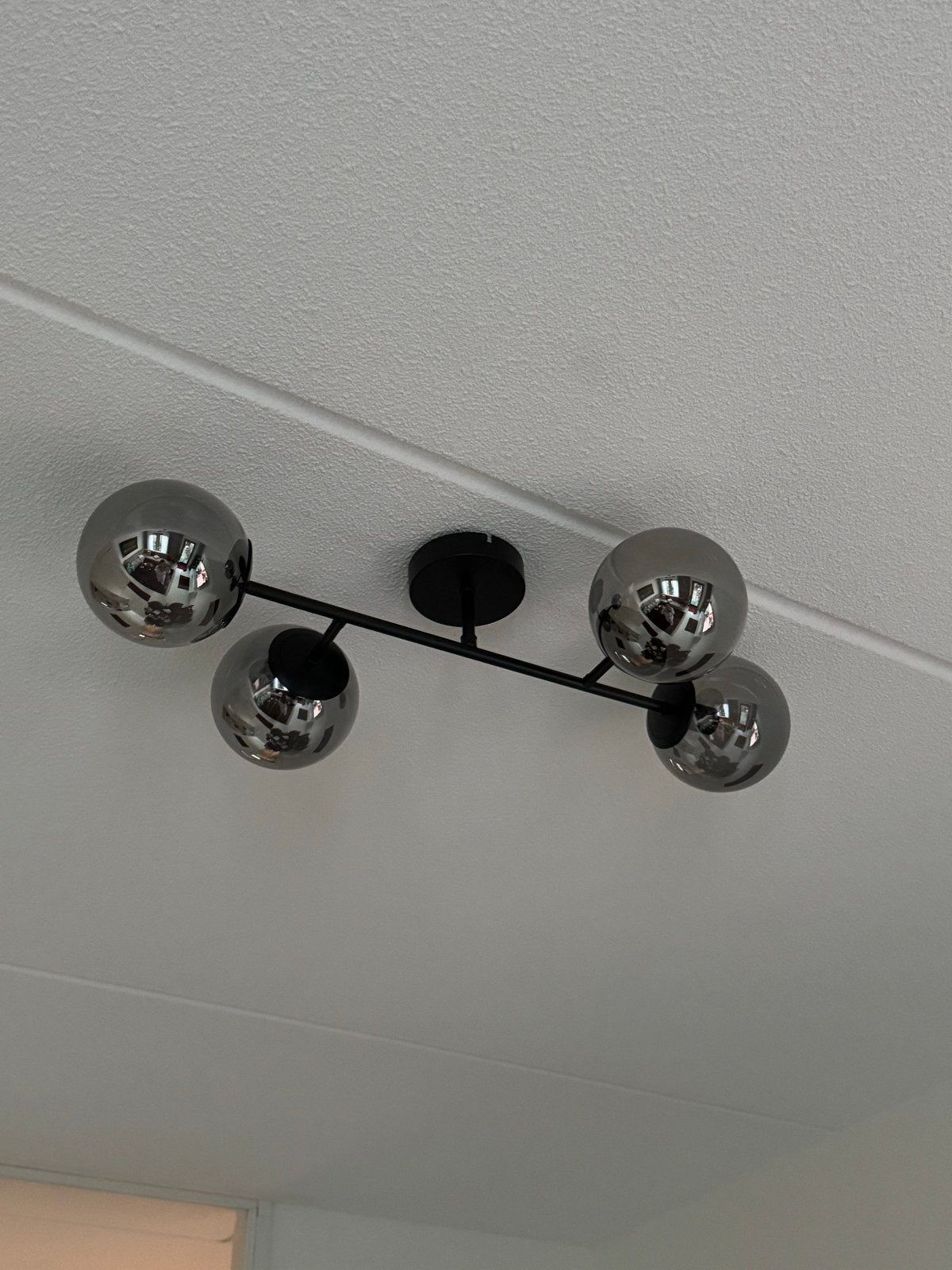 Twee moderne plafondlampen met glazen bollen, Ophalen, Gebruikt, Modern, Zwart