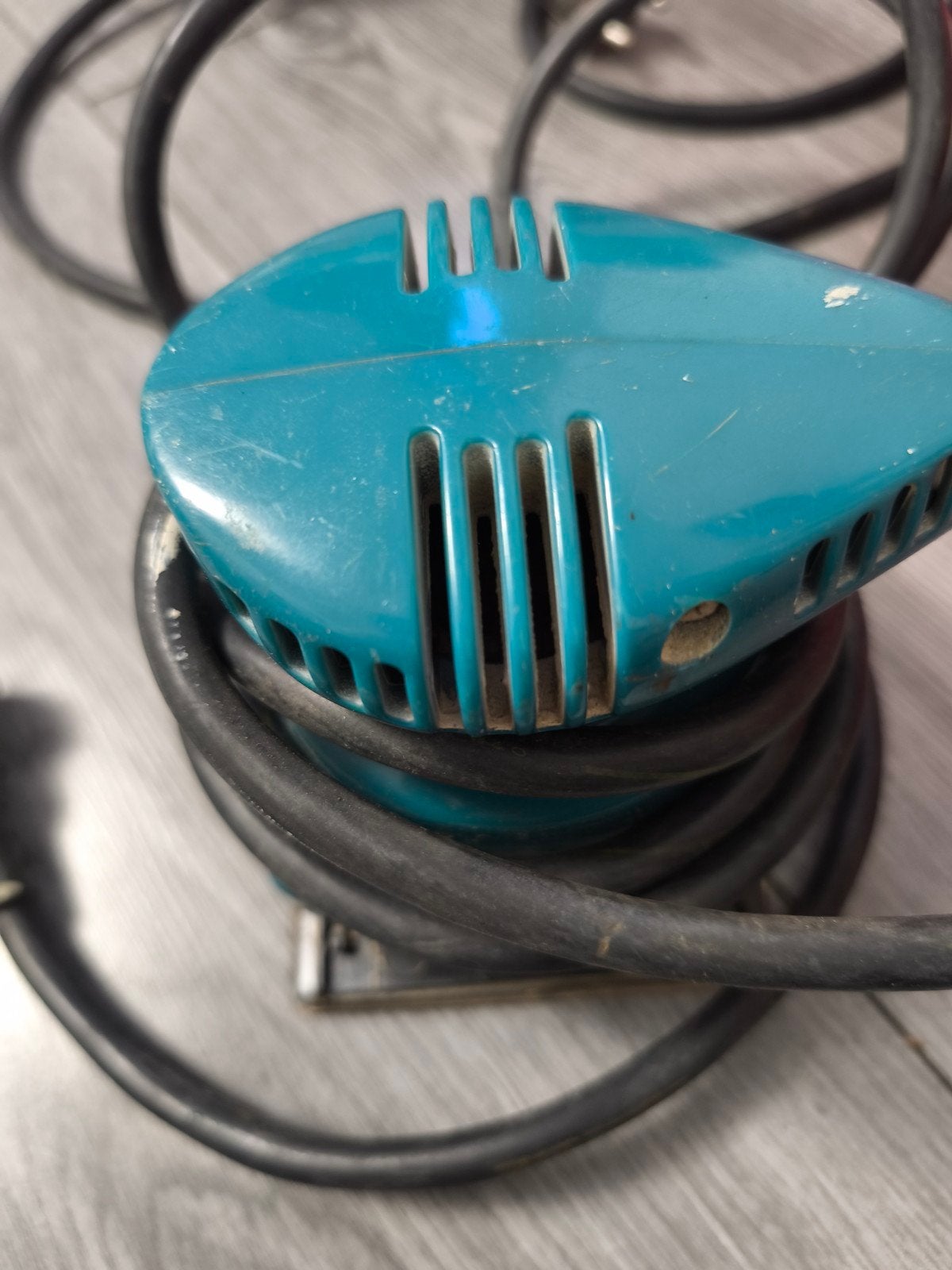 Makita BO4510 Vlakschuurmachine - 150W, Doe-het-zelf en Verbouw, Gereedschap | Schuurmachines, Ophalen of Verzenden