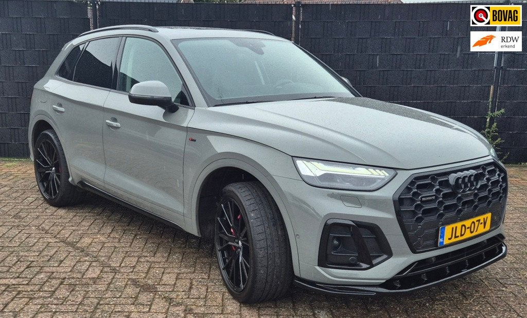 Audi Q5 55 TFSI e S edition | 2022 | Trekhaak | Panorama | S, Auto's, Automaat, Gebruikt, 4 cilinders, Zwart