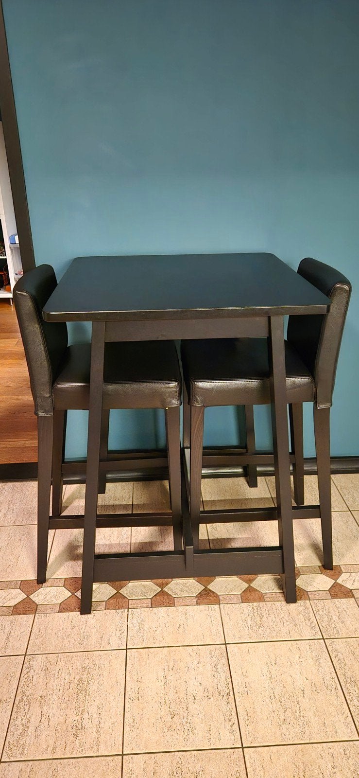 staan tafel met 2 stoelen, Ophalen, Zo goed als nieuw