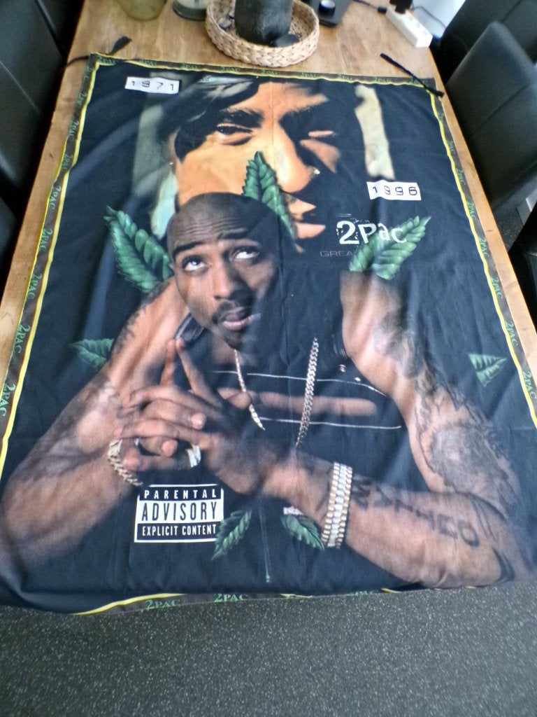 Zeer mooie 2pac vlag / Wandkleed, Ophalen of Verzenden, Zo goed als nieuw, Poster, Artwork of Schilderij