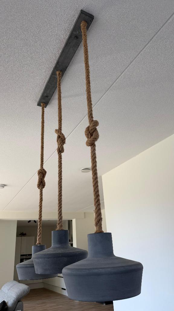 hanglamp eettafel, Huis en Inrichting, Lampen | Hanglampen, Ophalen of Verzenden, Zo goed als nieuw, Industrieel, Metaal