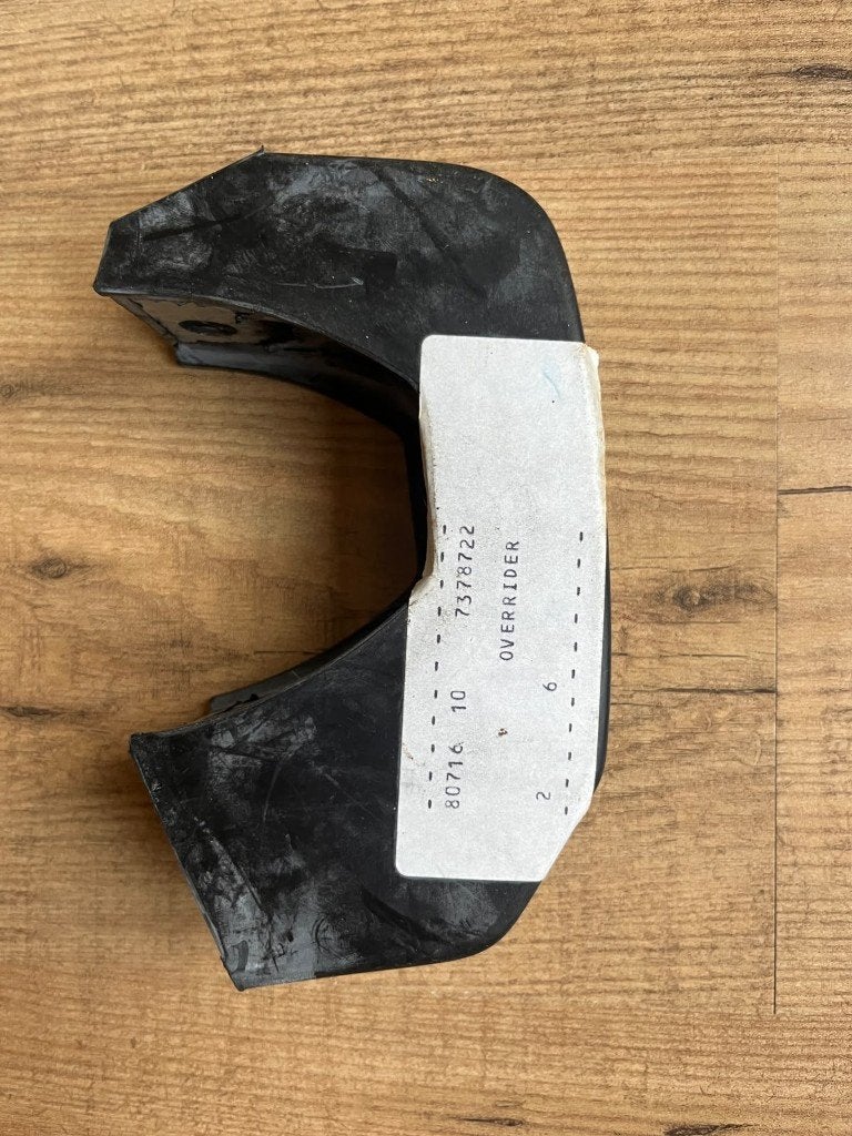 Nieuwe stootrubber RV Saab 96 onderdeelnummer: 7378722, Ophalen, Nieuw, Saab