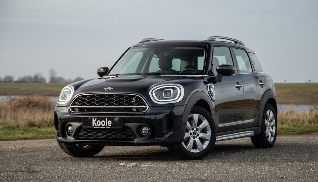 MINI Countryman 1.5 Cooper S E ALL4 Essential CAMERA / NAVI, Automaat, Gebruikt, Countryman, Leder en Stof