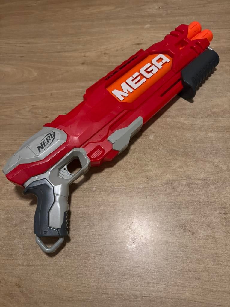 Nerf Strike Mega Doublebreach, Kinderen en Baby's, Speelgoed | Buiten | Actiespeelgoed, Ophalen of Verzenden, Zo goed als nieuw