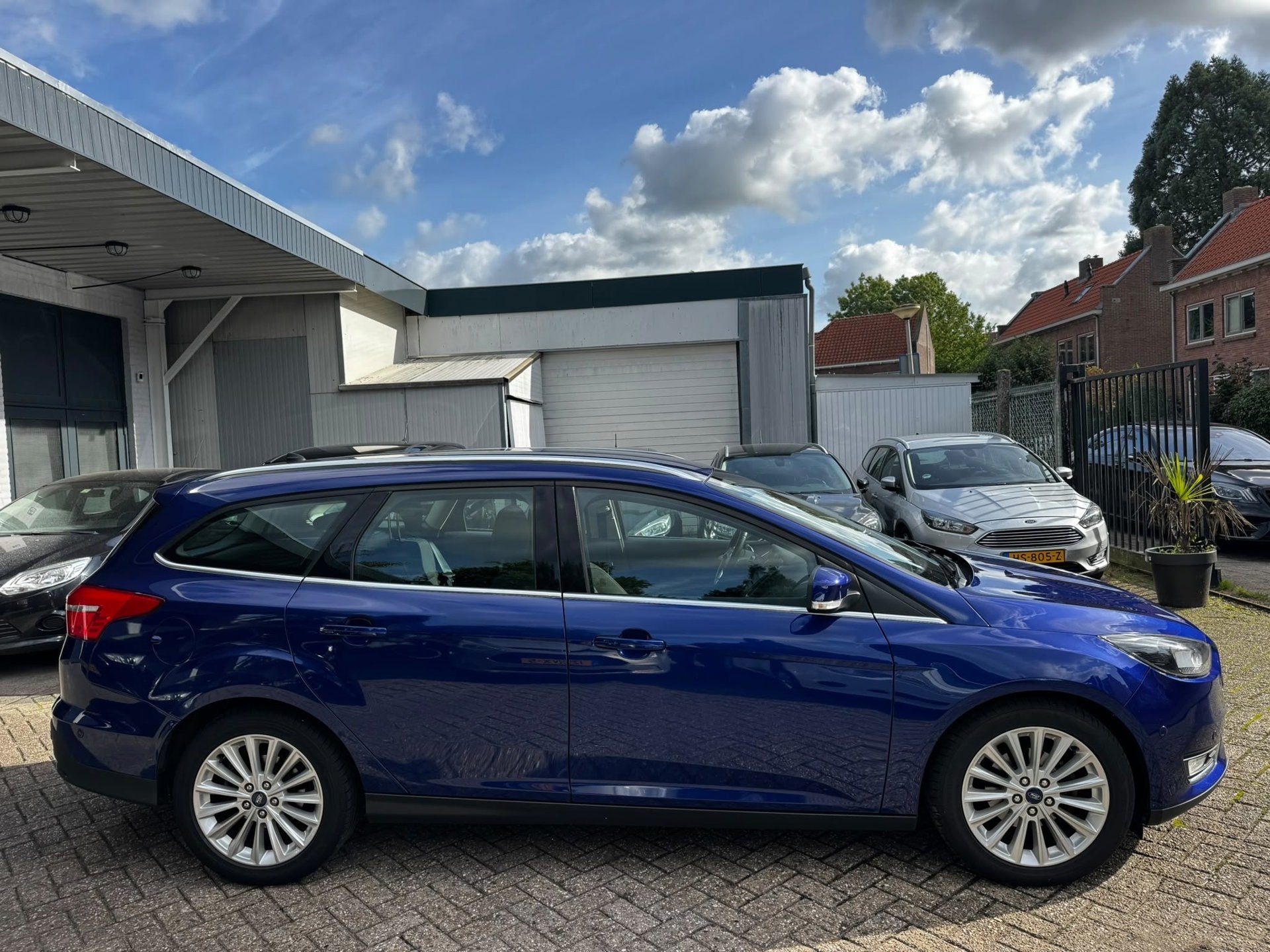 Ford Focus Wagon 1.0 Titanium, Auto's, 101 pk, Gebruikt, Euro 6, Verwarmde buitenspiegels