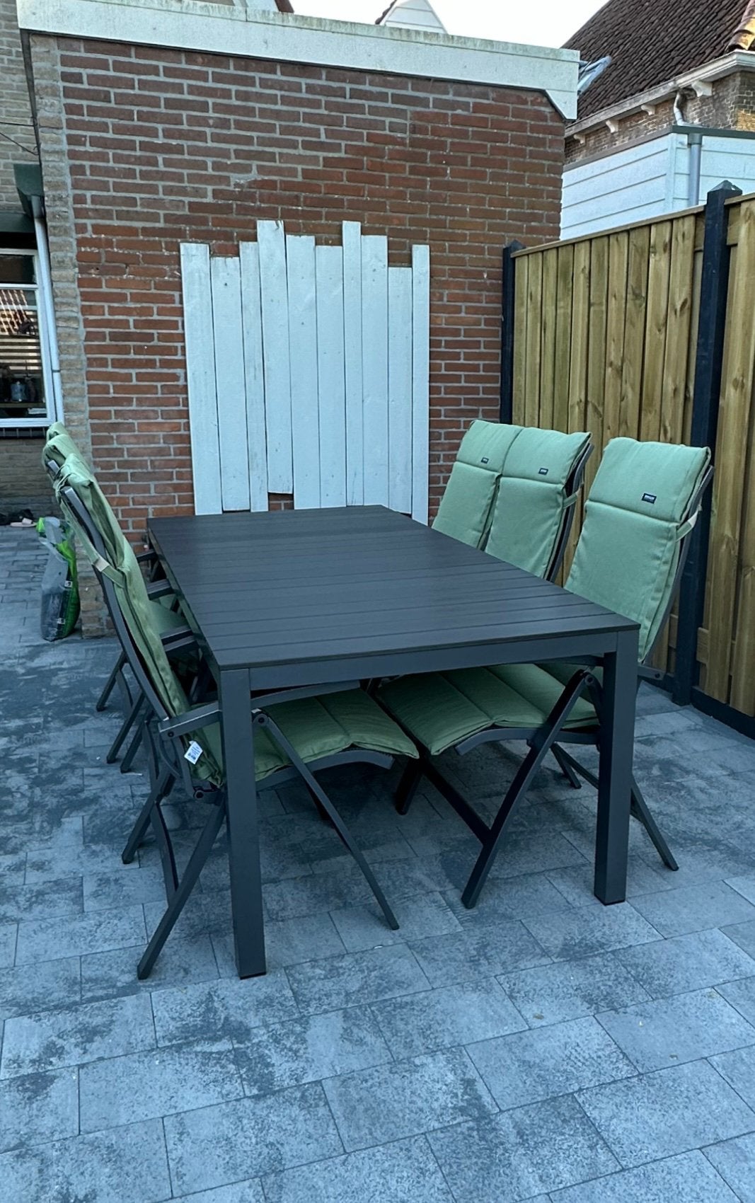 Complete tuinset, Ophalen