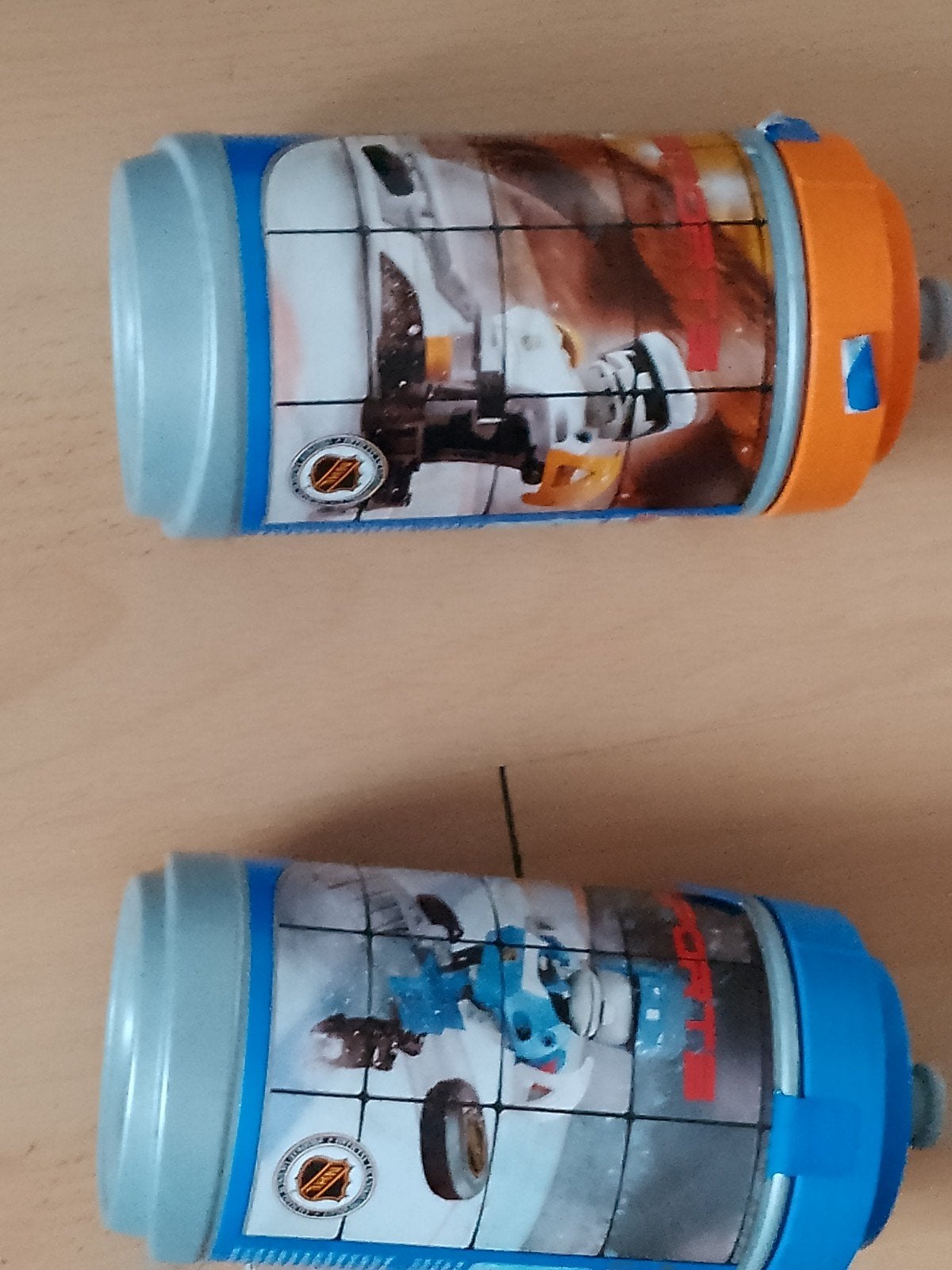 Twee lego potjes zelf ophalen uit Sneek, Ophalen of Verzenden, Actiefiguurtje