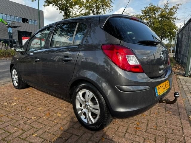 Opel Corsa 1.3 CDTi EcoFlex 5deurs Anniversary Edition Airco, Auto's, Voorwielaandrijving, 28 km/l, Gebruikt, Zwart