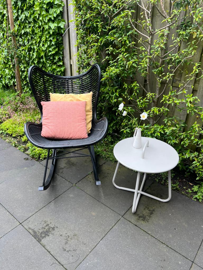 Design rotan schommelstoel incl. Tafeltje, Ophalen, Rotan