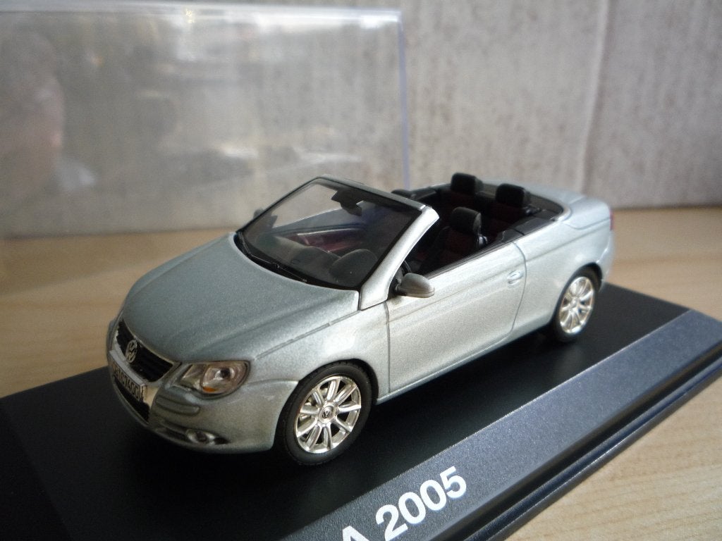 VW Volkswagen Eos CC IAA 2005 Norev 1:43, Ophalen of Verzenden, Zo goed als nieuw, Auto, Norev