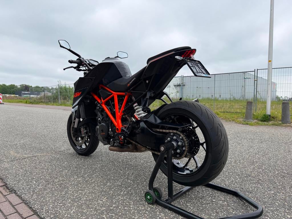 KTM Naked 1290 SuperDuke R ABS Track pack Black edition GARA, Motoren, Motoren | KTM, Ktm, Bedrijf, 1301 cc, Meer dan 35 kW