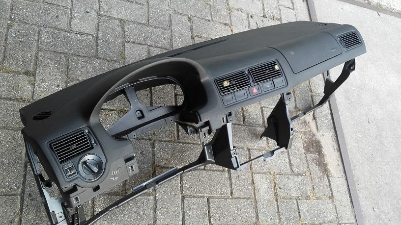 Dashbord frame Golf 4 model, Ophalen of Verzenden