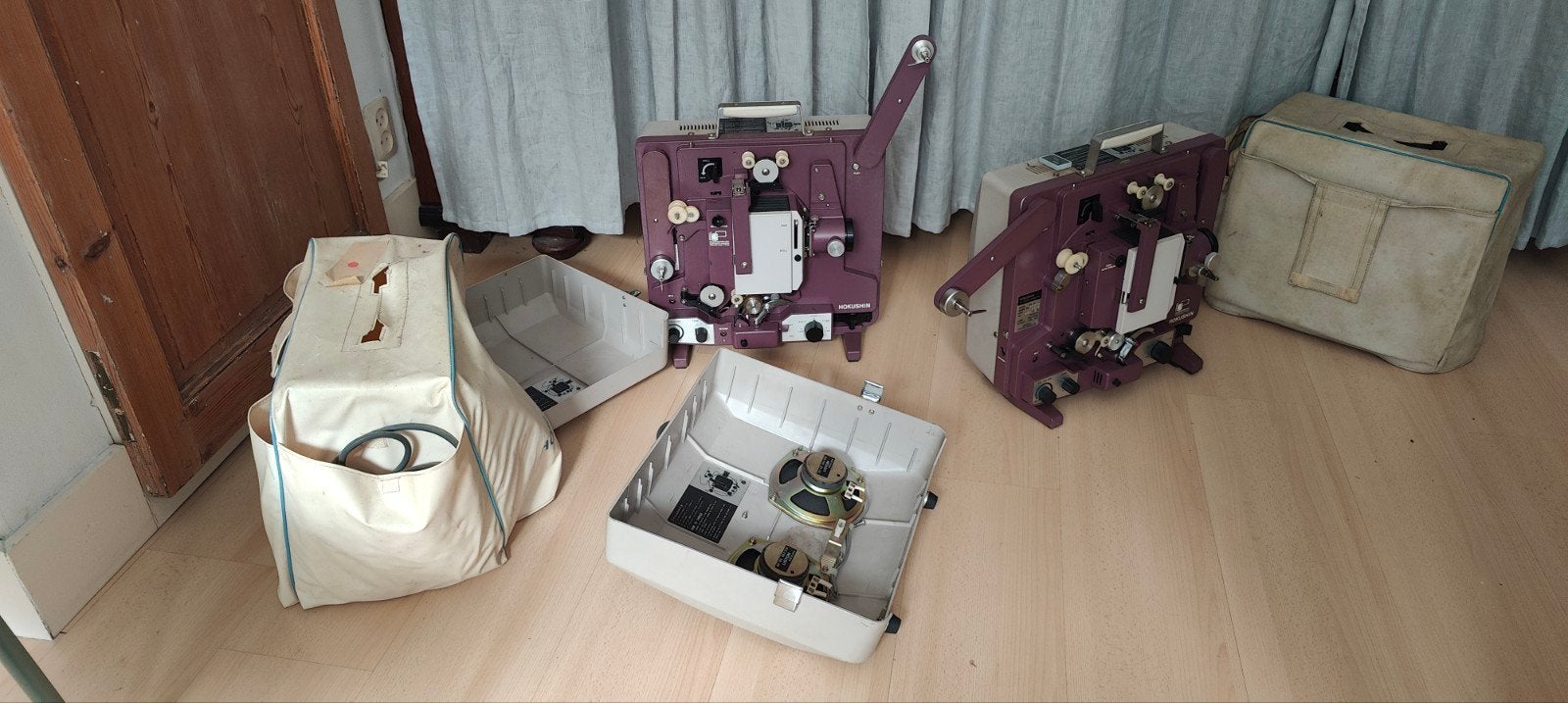 Hokushin SC 10,  16 mm filmprojector, Ophalen, Zo goed als nieuw