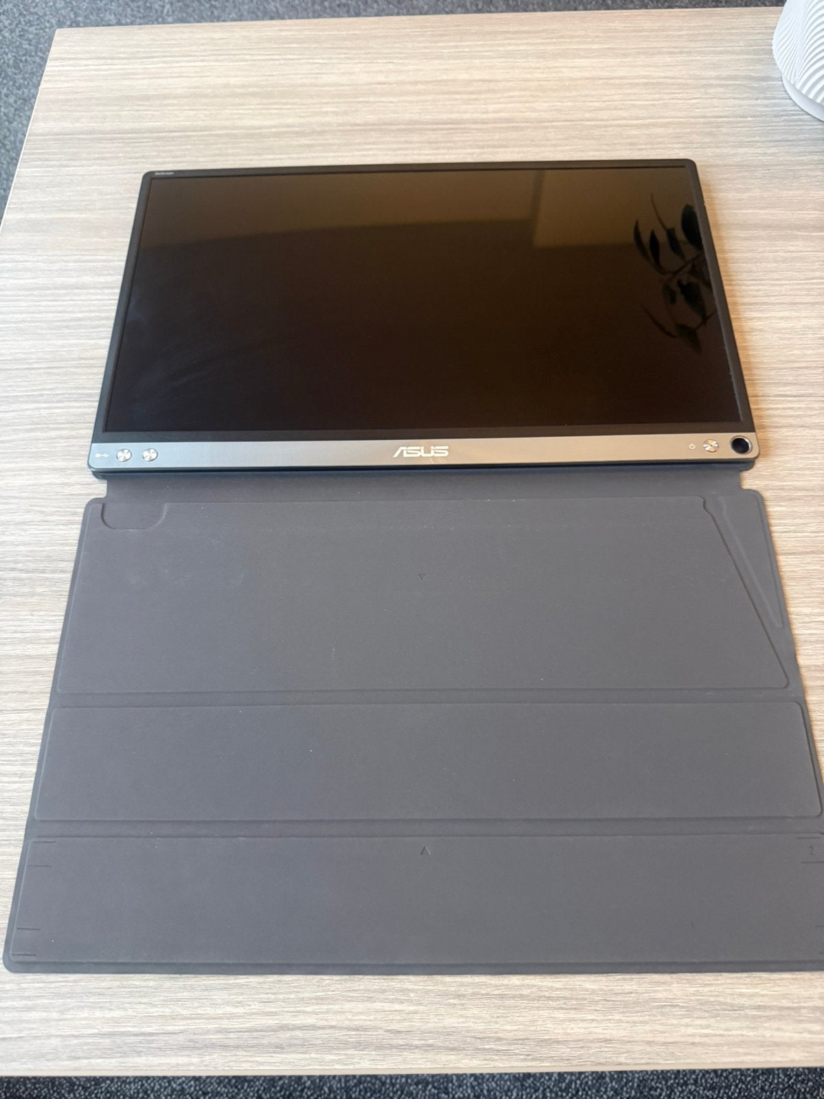 Asus Zenscreen MB16AC scherm, Computers en Software, Monitoren, IPS, Full HD, Ophalen of Verzenden, Zo goed als nieuw