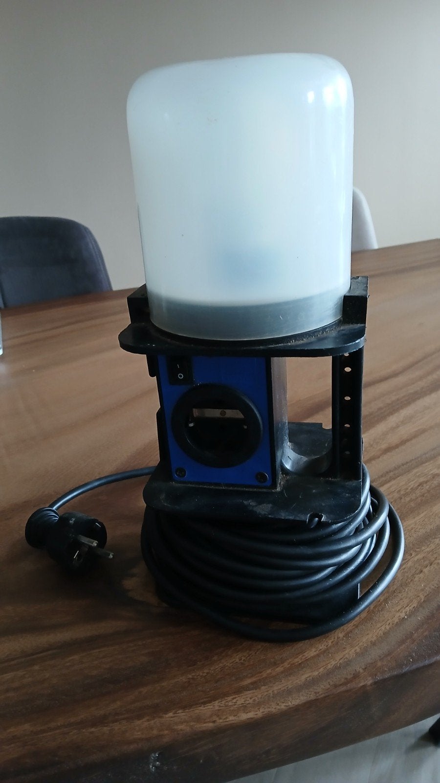 Brennenstuhl Bouwlamp / Werkspot met stopcontact, Ophalen of Verzenden, Gebruikt, Lamp