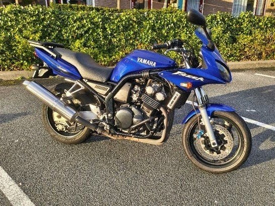 Originele staat Yamaha FZS600 2002 - Fazer incl. topkoffer, Occasion, 4 cilinders, Motorrijbewijs A, Particulier