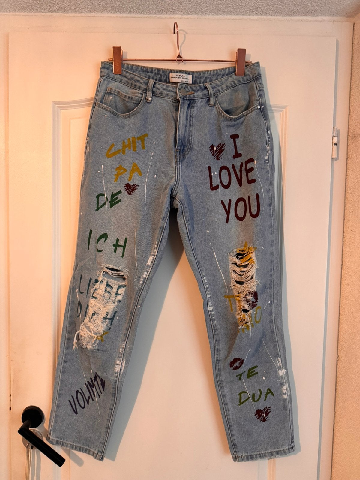 Jeans van  redial met tekst, Ophalen of Verzenden, Zo goed als nieuw, Blauw, W30 - W32 (confectie 38/40)