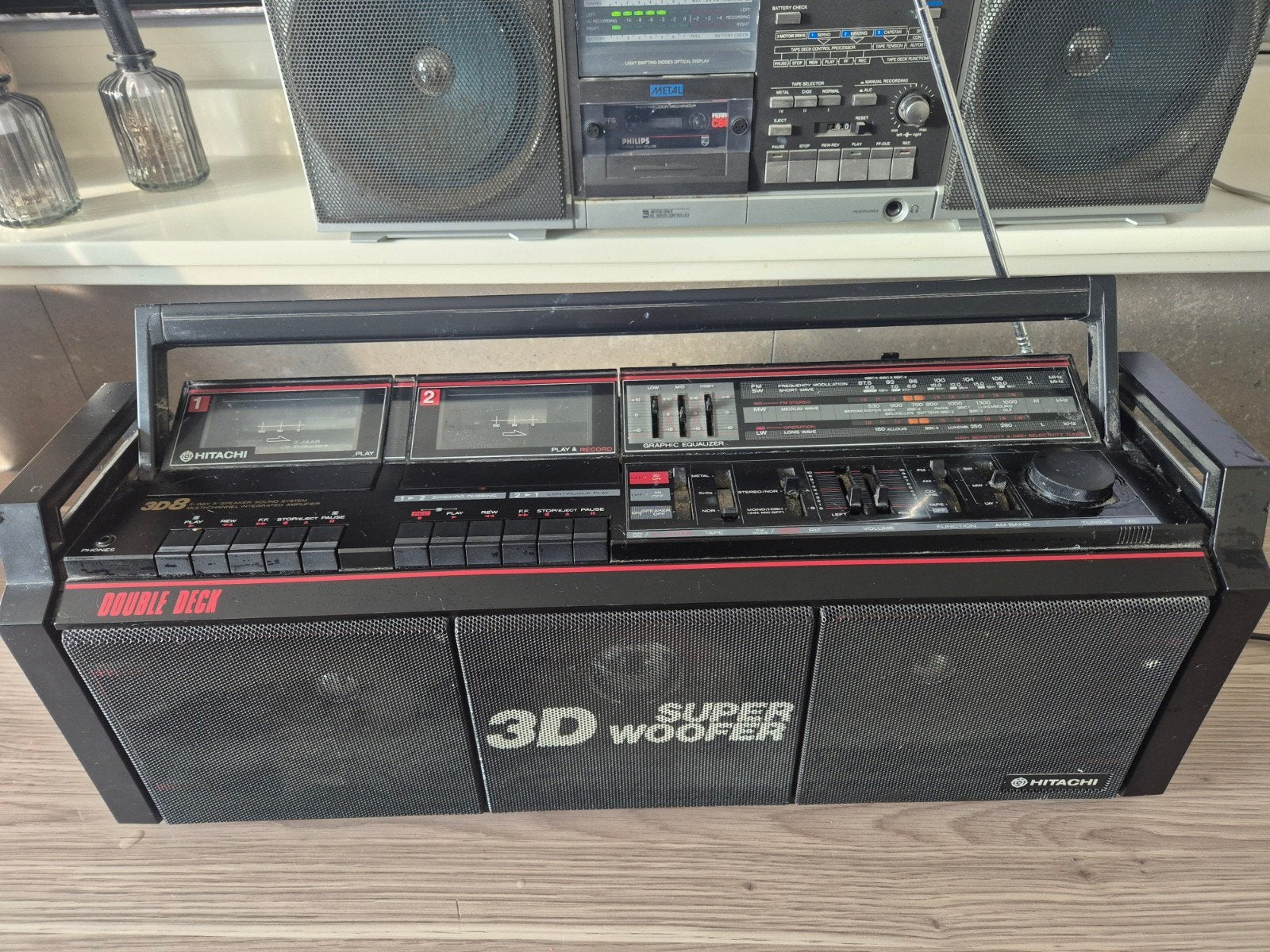 hitachi draagbare radio, Ophalen, Zo goed als nieuw, Radio