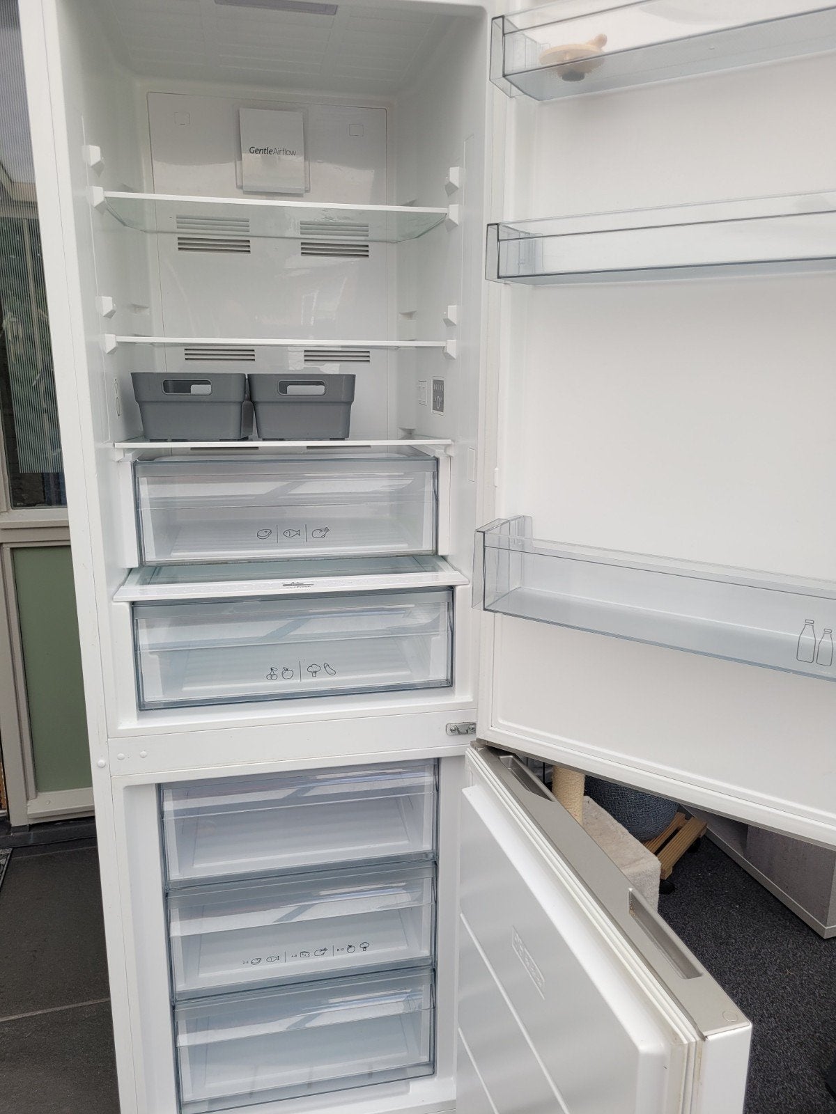 Koelkast met frizer GRATIS, 200 liter of meer, Met aparte vriezer, Niet werkend, 45 tot 60 cm