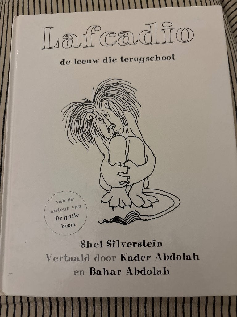 Boek de leeuw die terugschoot, Ophalen of Verzenden, Zo goed als nieuw