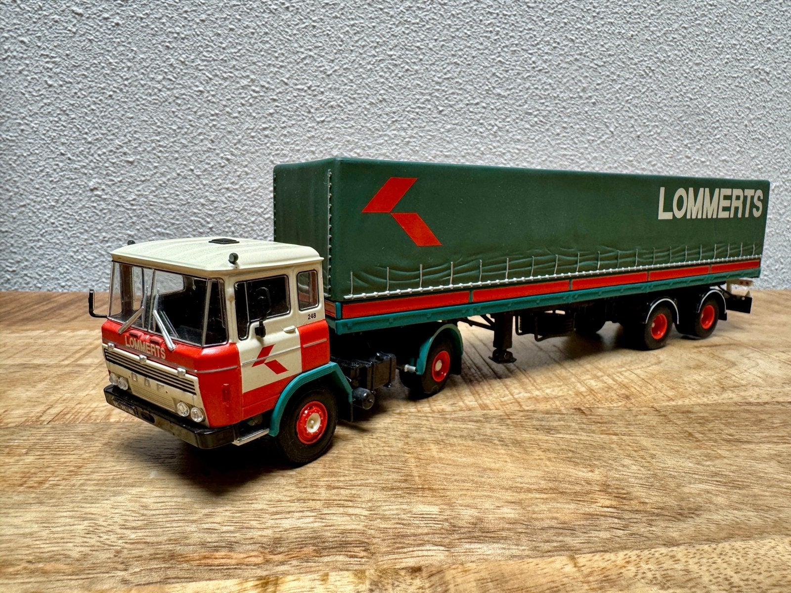Wsi Daf 2600 met 2 assige huifoplegger Lommerts, Ophalen of Verzenden, Nieuw, Bus of Vrachtwagen, Wsi
