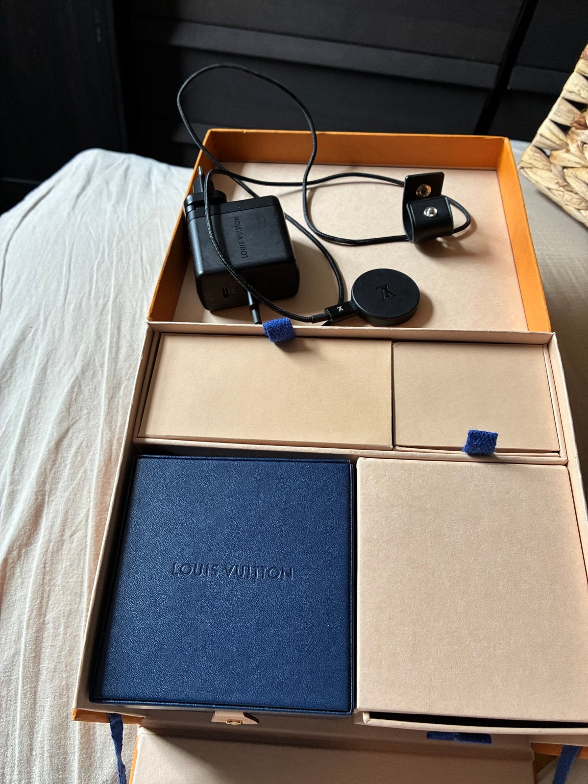 Foto 9 van Louis Vuitton Tambour Horloge - Luxe Smartwatch