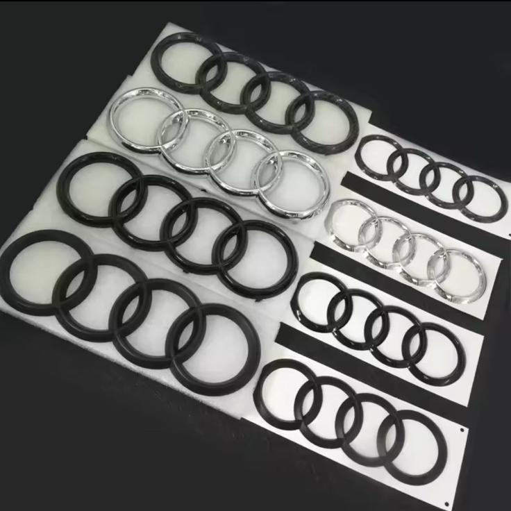 Audi logo zwart/chrome + montage mogelijk, Ophalen of Verzenden