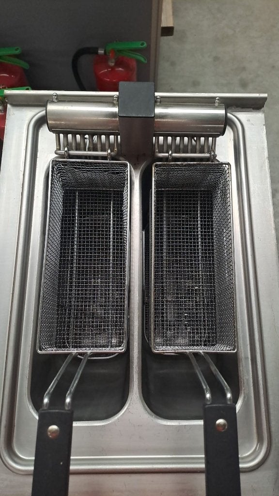 Ambach 7EF2/50E dubbele friteuse 2 x 7,5L, 4 liter of meer, Ophalen, Gebruikt, Duo-friteuse