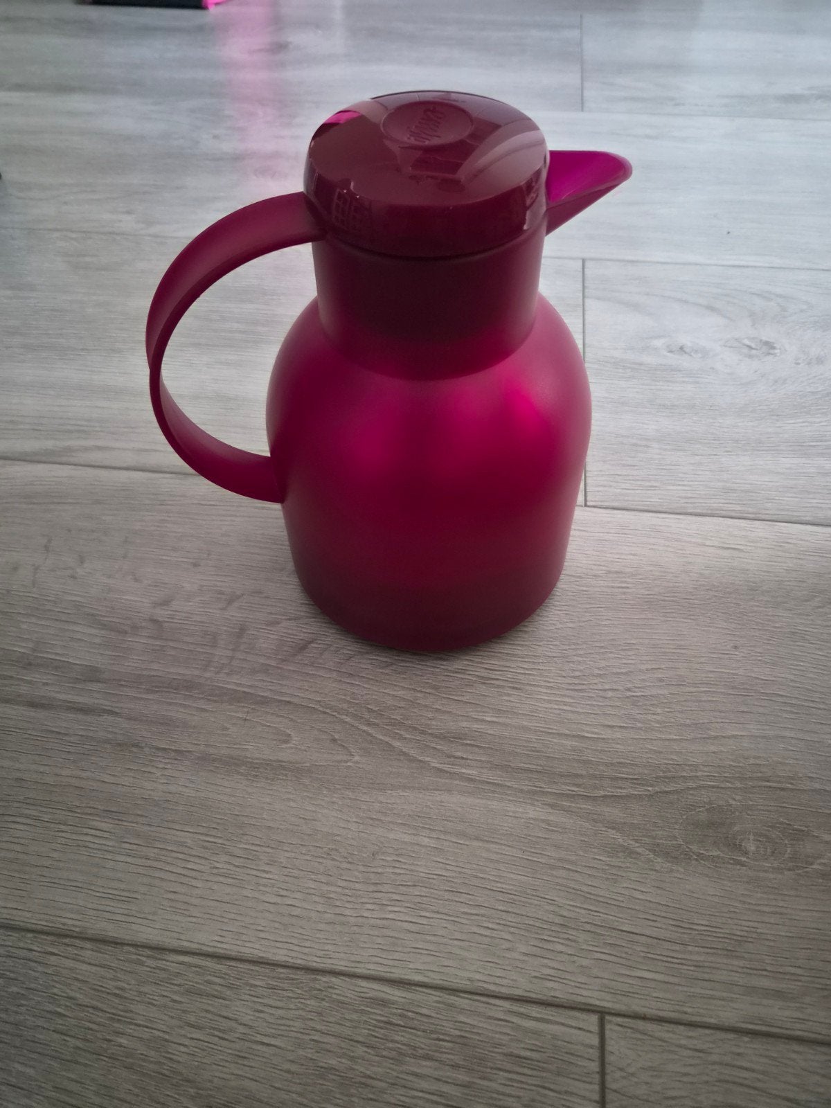 Emsa Thermoskan Samba, 1 liter- Zo goed als nieuw, Theepot/fluitketel, Ophalen of Verzenden, Zo goed als nieuw, Roze
