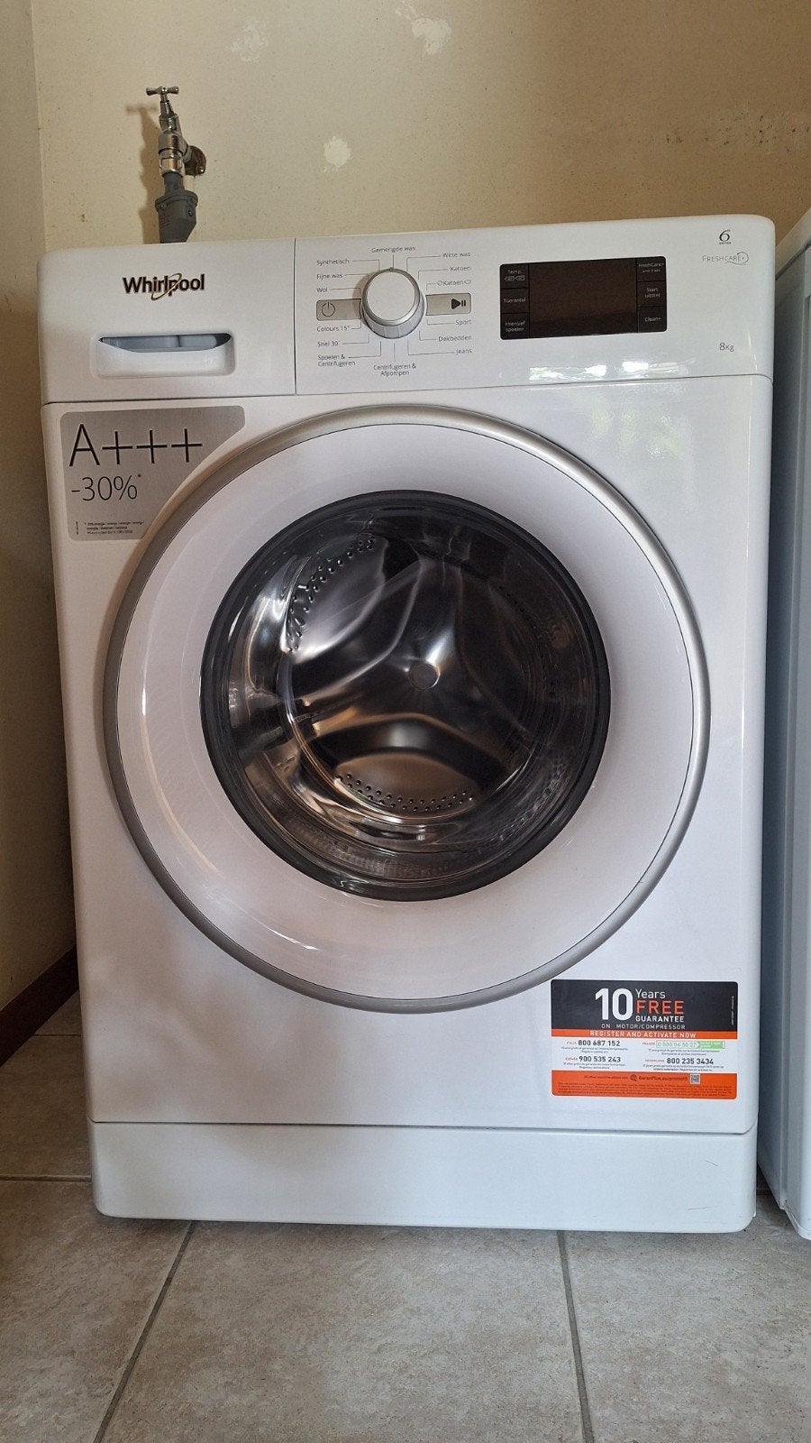zeer nette Whirlpool wasmachine voorlader, Ophalen, Zo goed als nieuw, 85 tot 90 cm, 1200 tot 1600 toeren