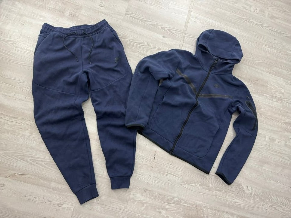 Nike tech fleece trainingspak, Ophalen of Verzenden, Zo goed als nieuw, Maat 46 (S) of kleiner