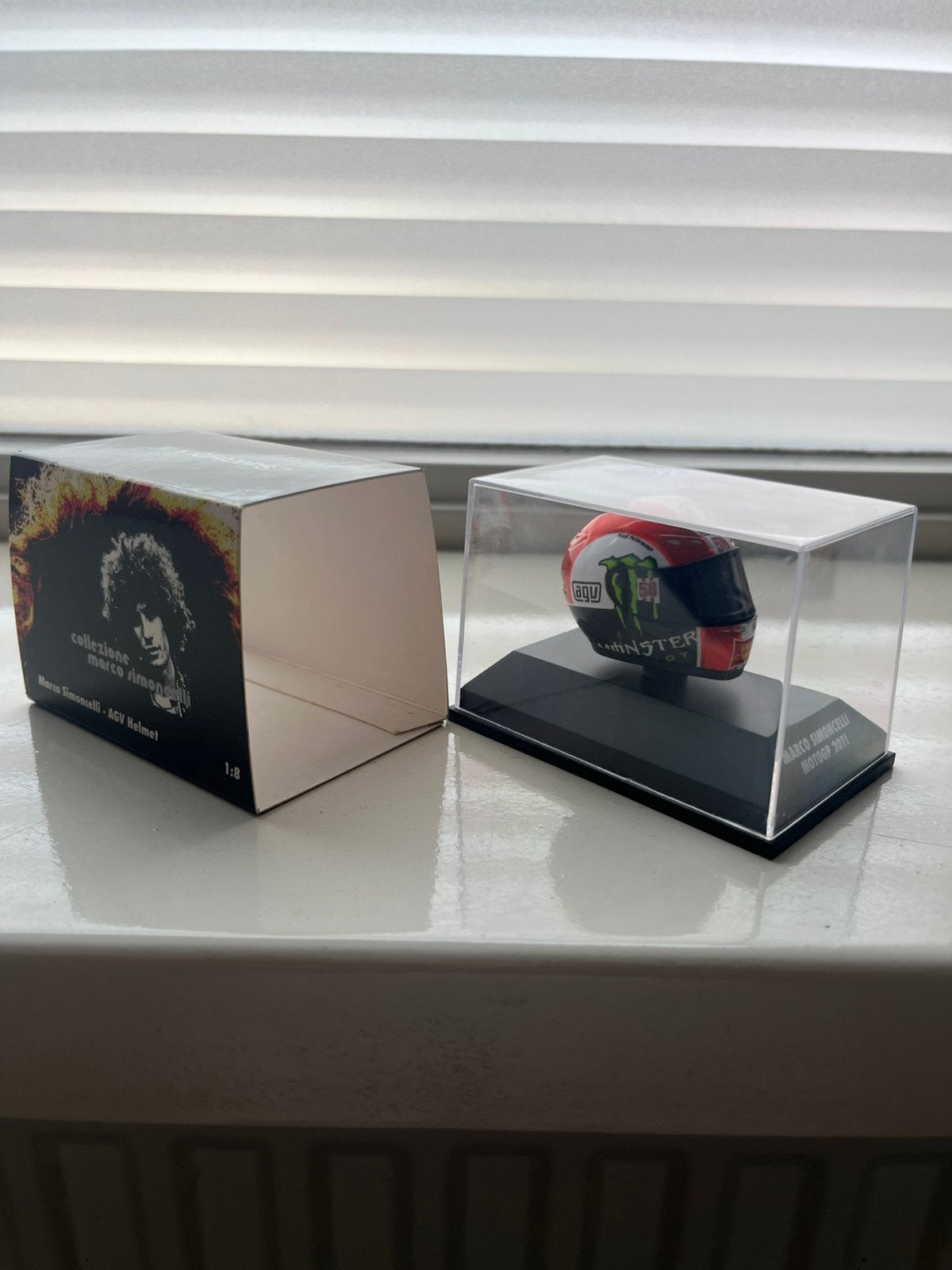 Minichamps MotoGP Marco Simoncelli helm 1:8, Ophalen of Verzenden, Zo goed als nieuw, 1:5 t/m 1:8, Motor