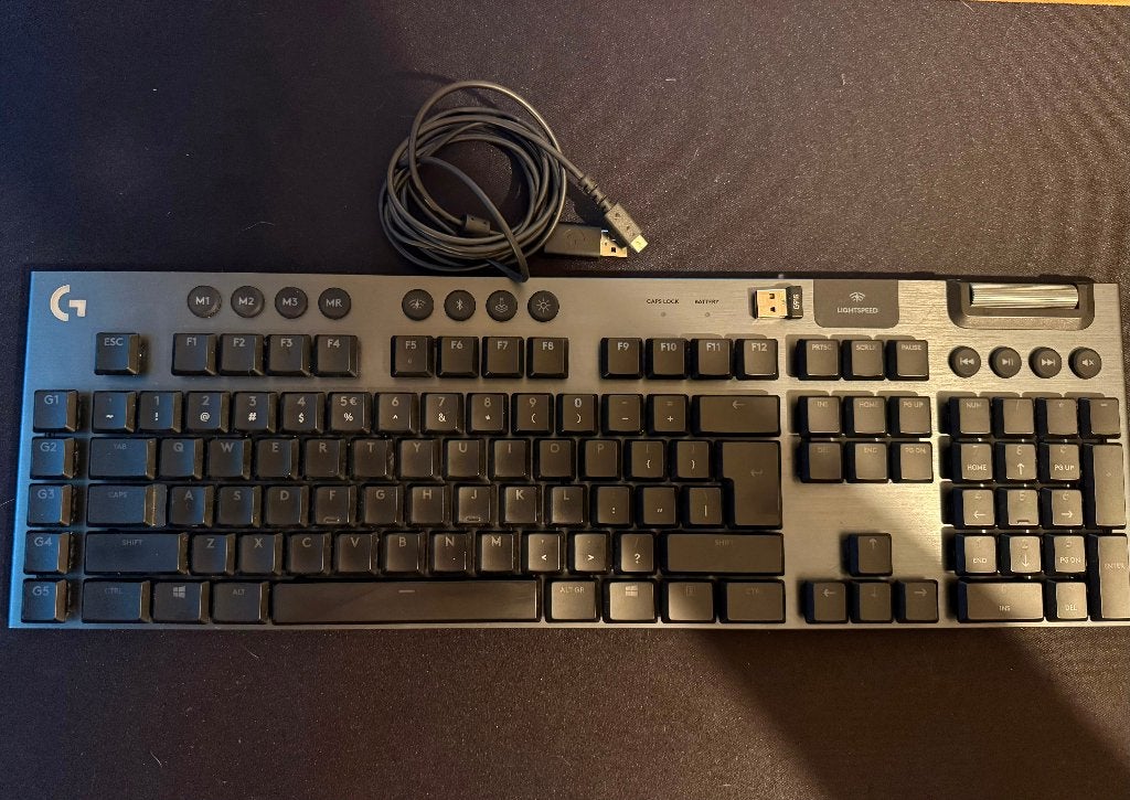 Logitech G915 Toetsenbord & G560 Speakers, Ophalen, Logitech G, Zo goed als nieuw, Draadloos