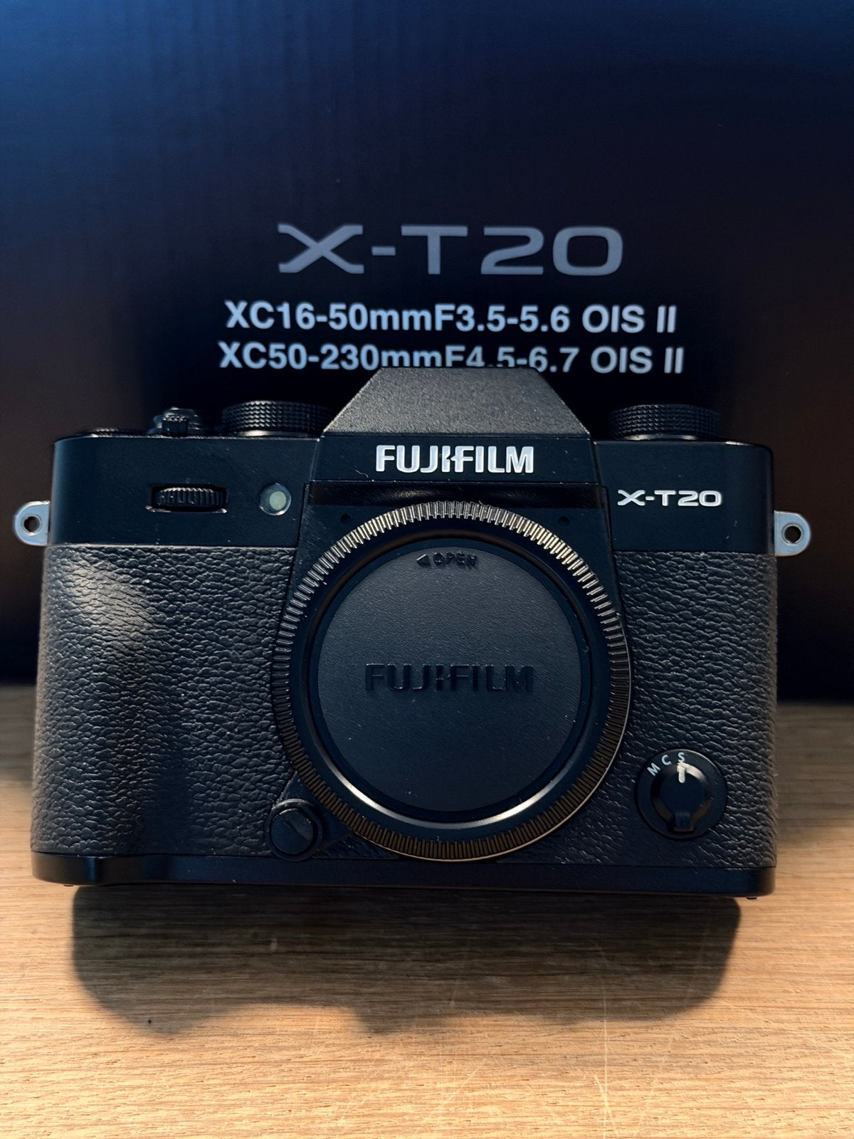 Fujifilm X-T20, Gebruikt, Kantelbaar/draaibaar scherm, Handleiding, Ophalen of Verzenden
