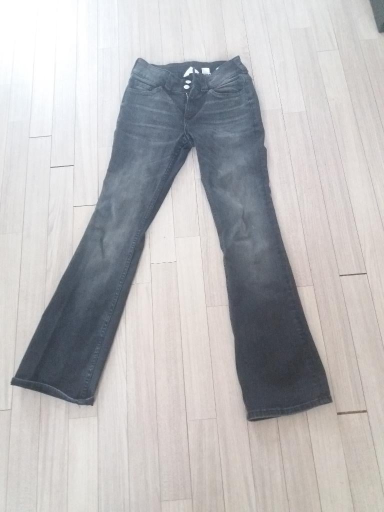 Jeans H&M, adjustable & low waist, meisjes maat 170, Kleding | Dames, Spijkerbroeken en Jeans, H&M, Ophalen of Verzenden, Zo goed als nieuw
