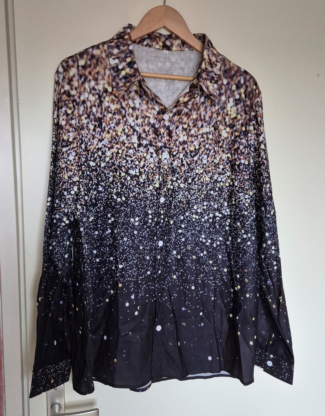Mooi bruin overhemd met lange mouwen maat L. Nieuw, Kleding | Heren, Ophalen of Verzenden, Nieuw, Meerkleurig, Halswijdte 41/42 (L)