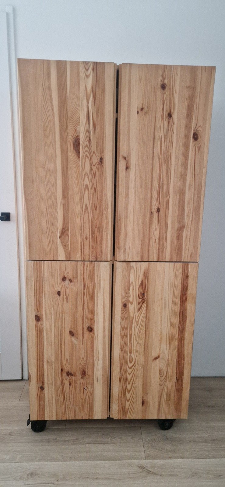 IKEA Kattenkast met kattenluikje - Opbergruimte voor kat, Ophalen, Gebruikt
